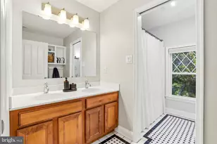 211 Comrie Dr, Villanova, PA 19085 - Photo 25