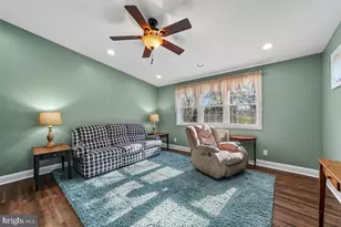 114 Lakeview Dr, Ridley Park, PA 19078 - Photo 11