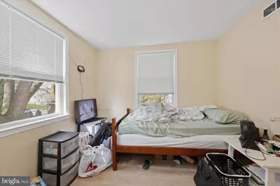 24 W Stewart Avenue, Lansdowne, PA 19050 - Photo 15