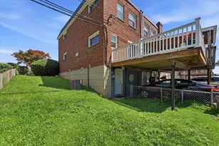 1150 Taylor Dr, Folcroft, PA 19032 - Photo 9