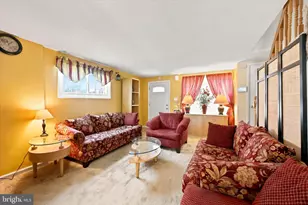 1150 Taylor Dr, Folcroft, PA 19032 - Photo 3