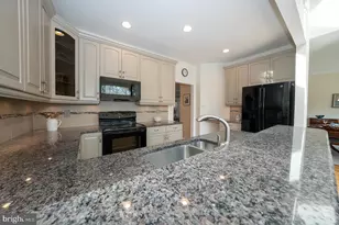 125 Springton Mews Cir, Media, PA 19063 - Photo 13