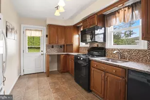 544 Lawrence Rd, Havertown, PA 19083 - Photo 7