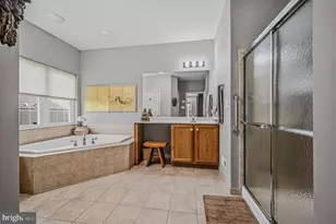 8 Irwin Dr, Upper Chichester, PA 19061 - Photo 23