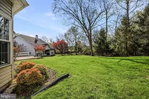 8 Irwin Dr, Upper Chichester, PA 19061 - Photo 29