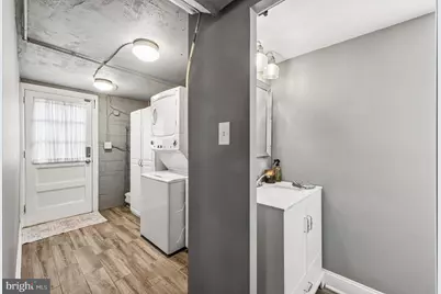 2920 Larkspur Lane, Secane, PA 19018 - Photo 13