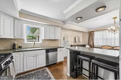 2920 Larkspur Lane, Secane, PA 19018 - Photo 5