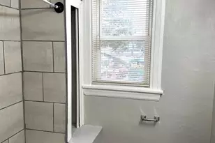 229 Ridley Ave, Folsom, PA 19033 - Photo 17