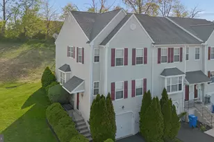 239 Springvalley Way, Aston, PA 19014 - Photo 3