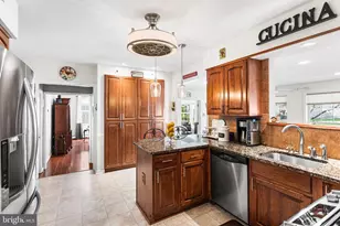 413 Camelot Dr, Brookhaven, PA 19015 - Photo 13