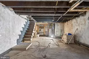 1141 Thomas St, Chester, PA 19013 - Photo 23