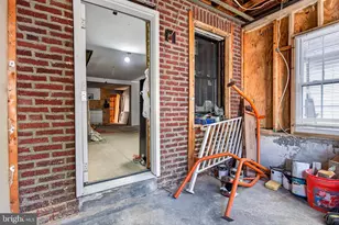 1141 Thomas St, Chester, PA 19013 - Photo 5