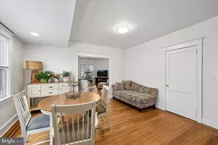 33 S Harwood Ave, Upper Darby, PA 19082 - Photo 11