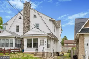 33 S Harwood Ave, Upper Darby, PA 19082 - Photo 1