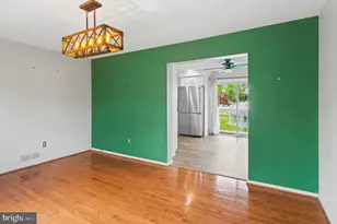 4016 Washington Dr, Upper Chichester, PA 19061 - Photo 5
