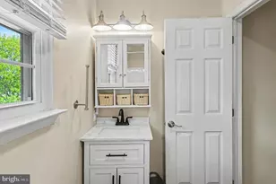 4016 Washington Dr, Upper Chichester, PA 19061 - Photo 25