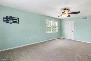 4016 Washington Dr, Upper Chichester, PA 19061 - Photo 17