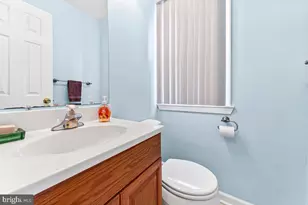 1016 7th Ave, Folsom, PA 19033 - Photo 13