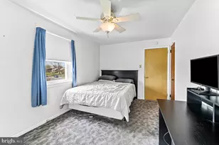 1016 7th Ave, Folsom, PA 19033 - Photo 19