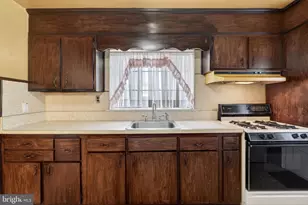 230 Windsor Ave, Upper Darby, PA 19082 - Photo 7