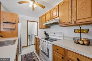 704 Swarthmorewood Ln, Swarthmore, PA 19081 - Photo 9