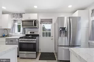 636 17th Ave, Prospect Park, PA 19076 - Photo 9