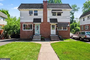 118 Crum Creek Dr, Woodlyn, PA 19094 - Photo 1
