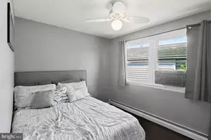 118 Crum Creek Dr, Woodlyn, PA 19094 - Photo 11