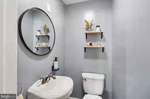 118 Crum Creek Dr, Woodlyn, PA 19094 - Photo 19