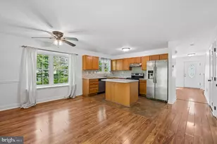 48 Andrews Ct, Aston, PA 19014 - Photo 7