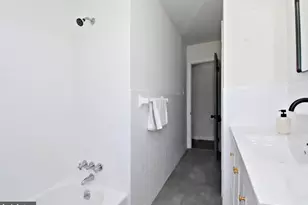 412 Camelot Dr, Brookhaven, PA 19015 - Photo 31