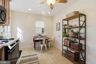 31 W Marthart Ave, Havertown, PA 19083 - Photo 11