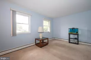 2815 Armstrong Ave, Holmes, PA 19043 - Photo 5