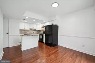 96 Park Vallei Ln, Brookhaven, PA 19015 - Photo 3