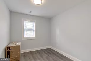 608 E 9th St, Chester, PA 19013 - Photo 11