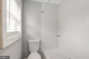 608 E 9th St, Chester, PA 19013 - Photo 5