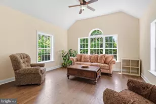 809 Shavertown Rd, Garnet Valley, PA 19060 - Photo 15