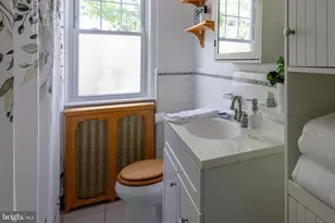 235 W Plumstead Ave, Lansdowne, PA 19050 - Photo 29