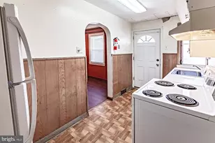 3312 W 13th St, Chester, PA 19013 - Photo 7