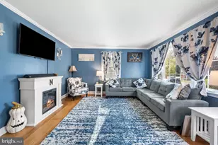 124 Marlin Ave, Folsom, PA 19033 - Photo 3