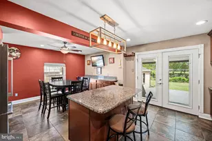 236 Powhattan Ave, Essington, PA 19029 - Photo 9