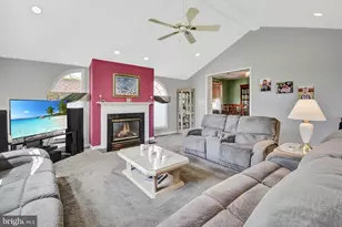 308 Edgemore Rd, Secane, PA 19018 - Photo 11
