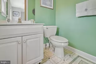 308 Edgemore Rd, Secane, PA 19018 - Photo 13