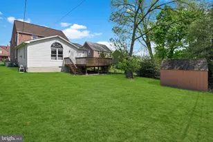 308 Edgemore Rd, Secane, PA 19018 - Photo 23
