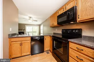 360 Cashel Ct, Aston, PA 19014 - Photo 5