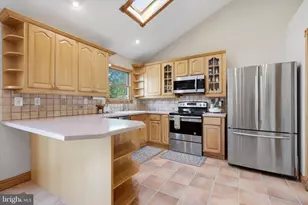516 Friends Way, Upper Chichester, PA 19061 - Photo 9