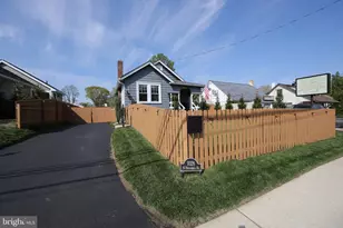1028 N Providence Rd, Media, PA 19063 - Photo 5