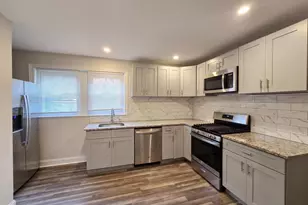 1026 Hansen, Collingdale, PA 19023 - Photo 9