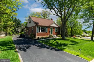 2887 Pennview Ave, Broomall, PA 19008 - Photo 3
