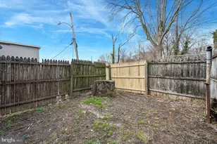 1110 Morton Ave, Chester, PA 19013 - Photo 11